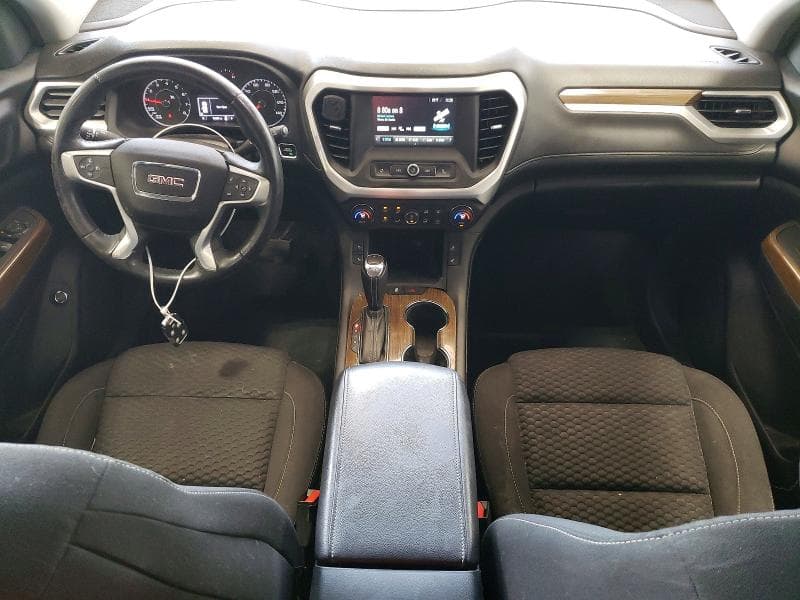 2017 GMC ACADIA SLE 8