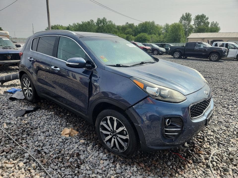 2017 KIA SPORTAGE EX 4