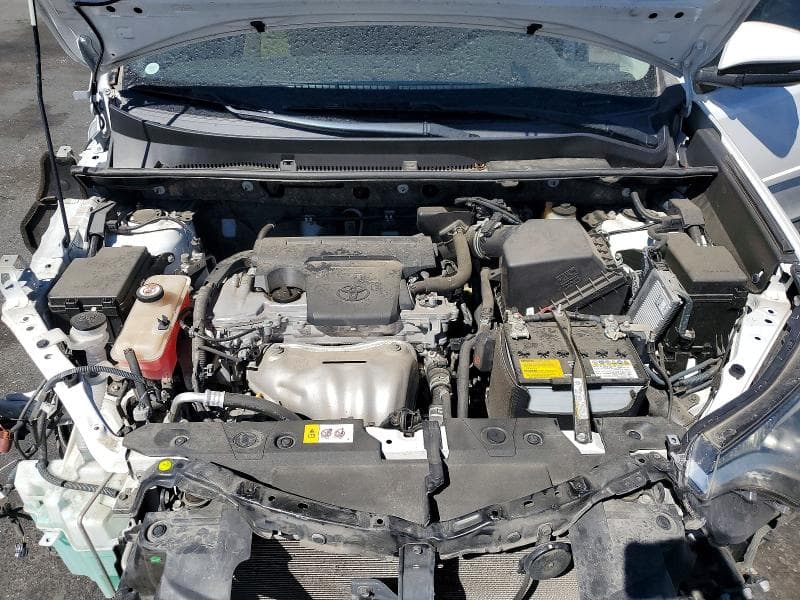 2017 TOYOTA RAV4 XLE 12