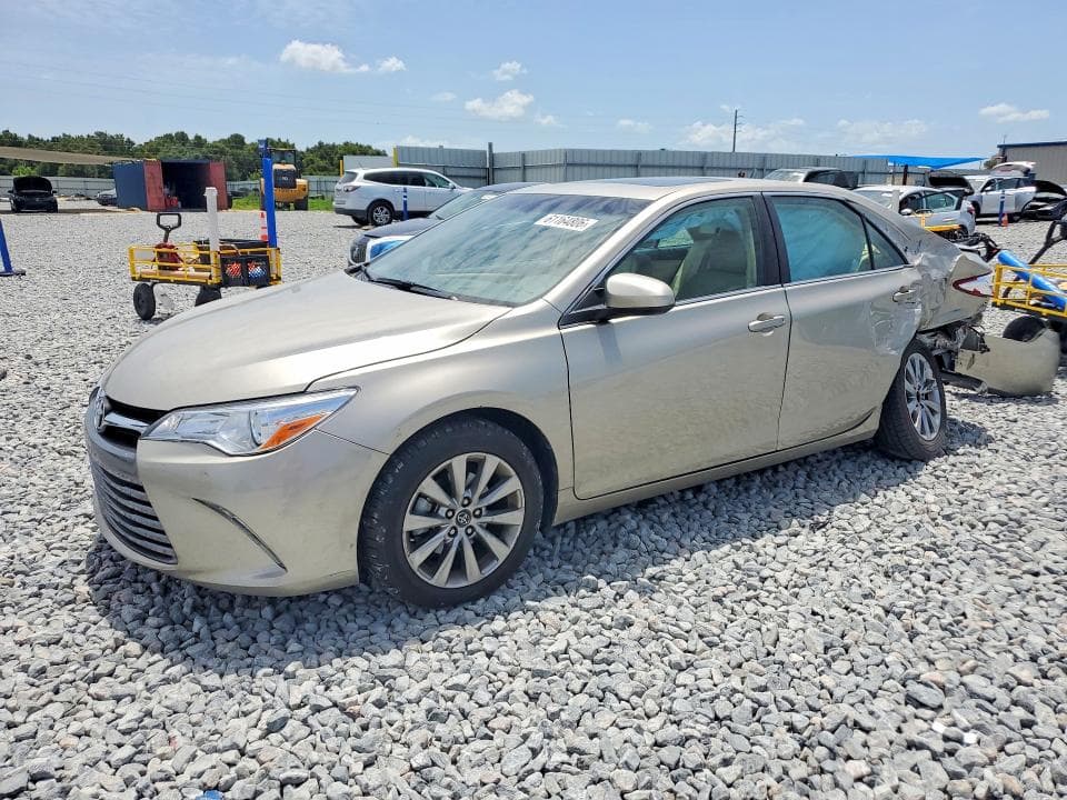 2017 TOYOTA CAMRY XLE - 1