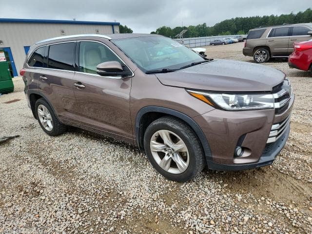 2017 TOYOTA HIGHLANDER LIMITED LIMITED 4