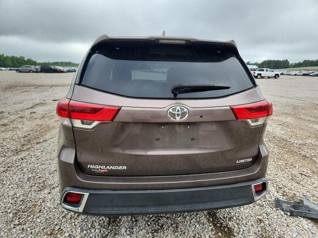 2017 TOYOTA HIGHLANDER LIMITED LIMITED 6