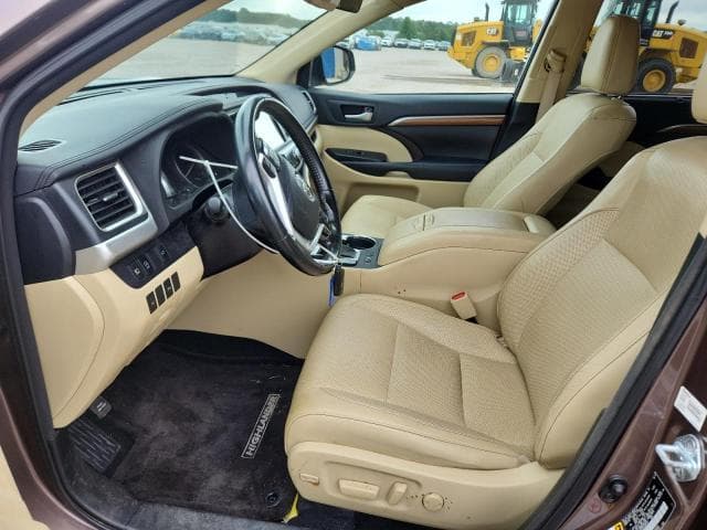 2017 TOYOTA HIGHLANDER LIMITED LIMITED 7