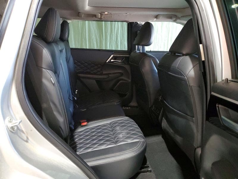 2024 MITSUBISHI OUTLANDER SEL 11