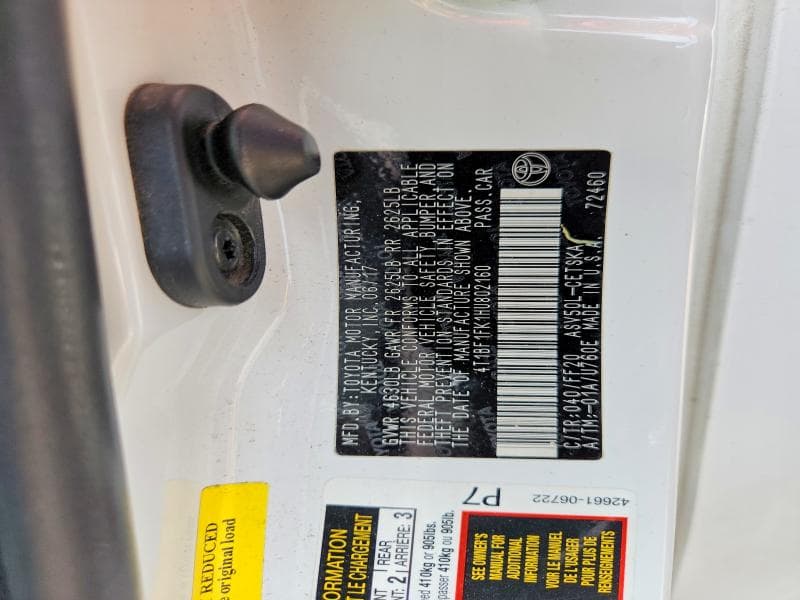 2017 TOYOTA CAMRY SE 12