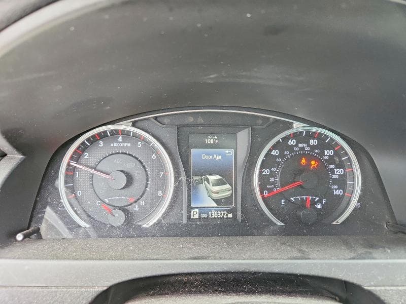 2017 TOYOTA CAMRY SE 9