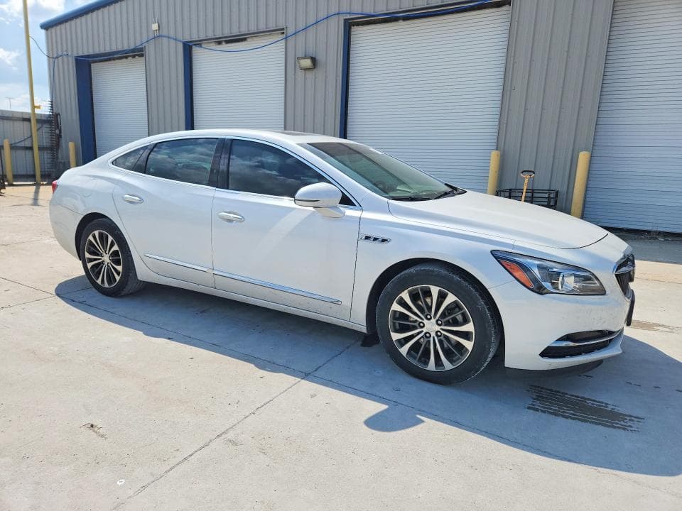 2017 BUICK LACROSSE ESSENCE ESSENCE 4