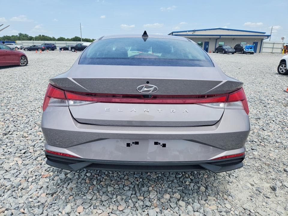 2023 HYUNDAI ELANTRA LIMITED 6
