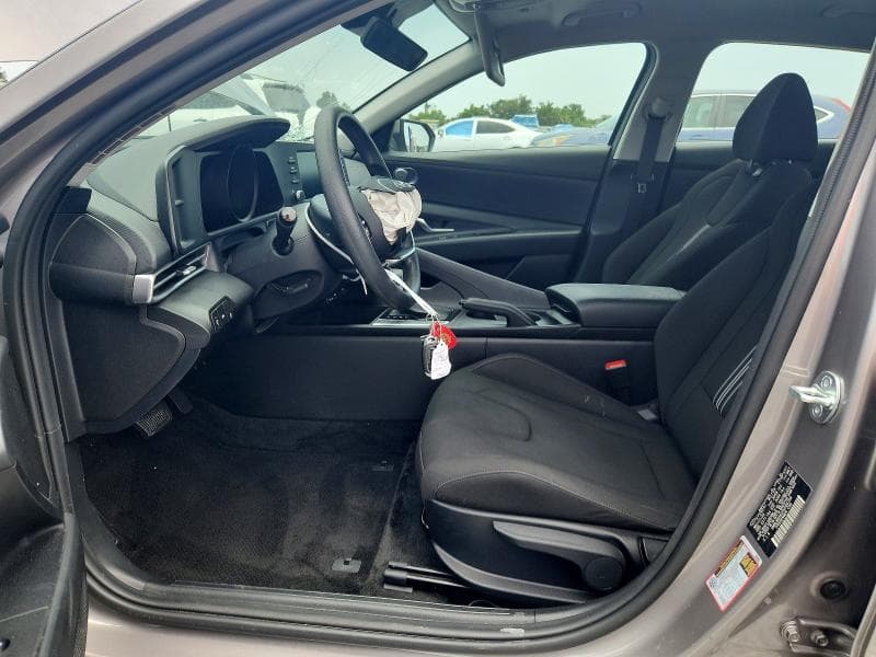 2023 HYUNDAI ELANTRA LIMITED 7