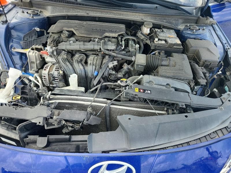 2021 HYUNDAI ELANTRA LIMITED 11