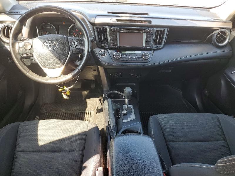 2018 TOYOTA RAV4 XLE 8