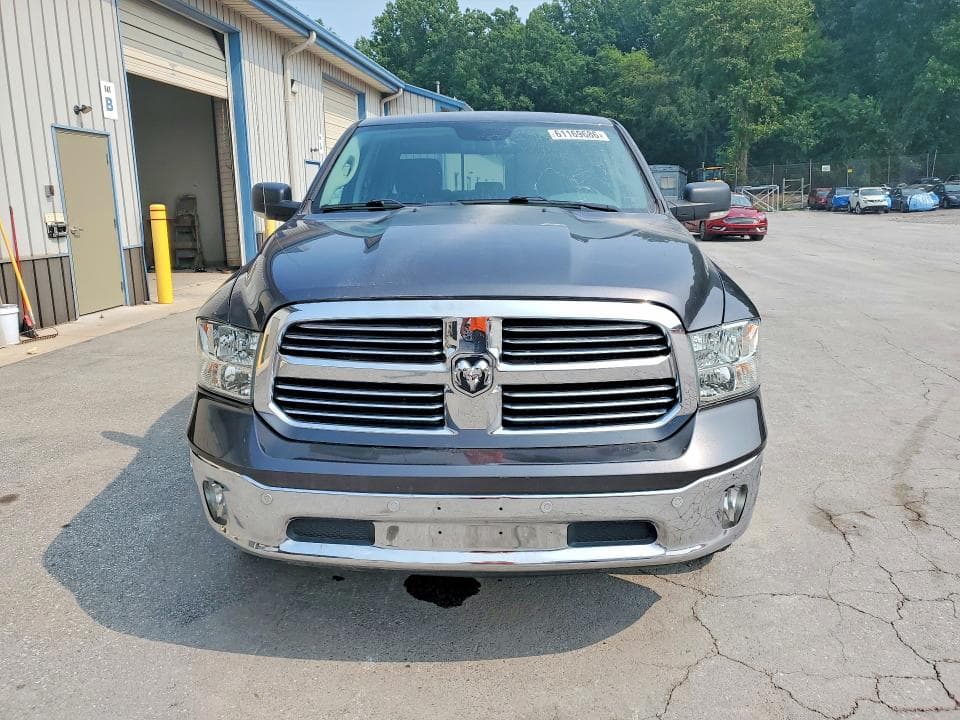 2017 RAM 1500 SLT SLT 5