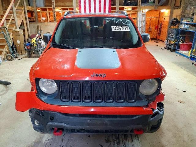 2017 JEEP RENEGADE TRAILHAWK 5