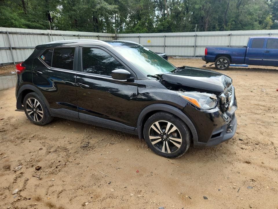 2019 NISSAN KICKS SV 4