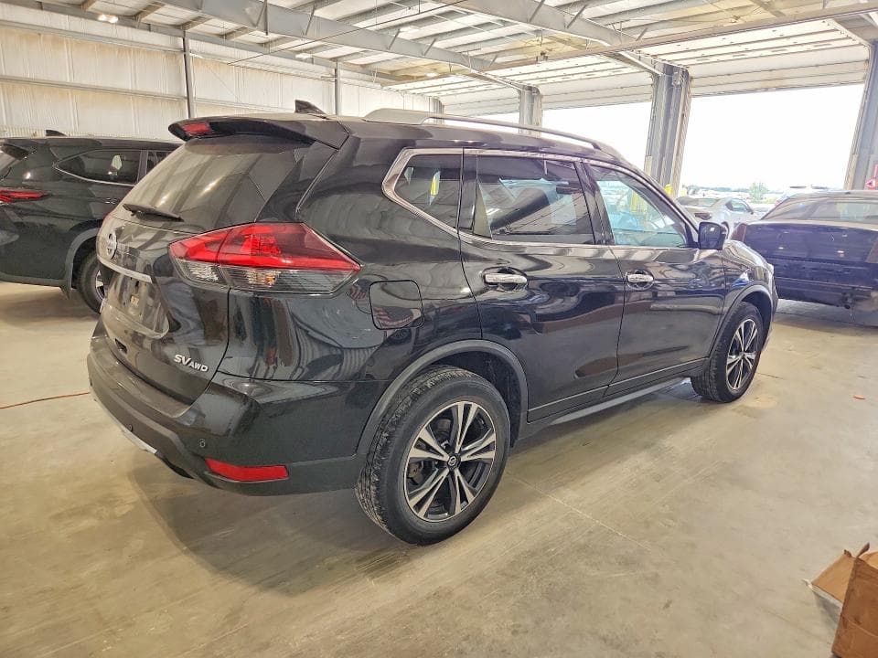 2020 NISSAN ROGUE SV 3