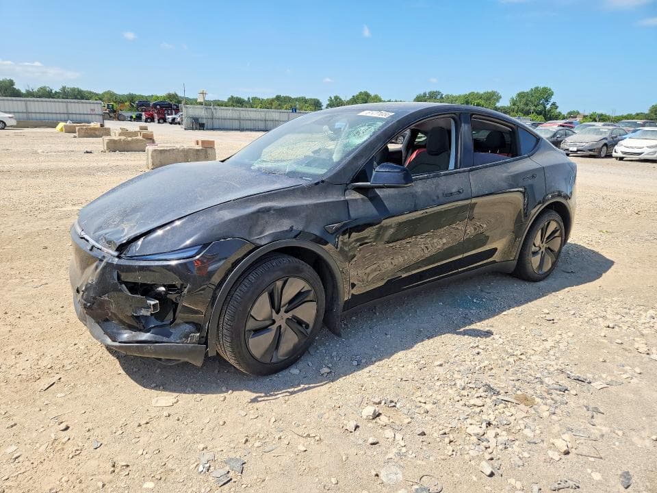 2026 TESLA MODEL Y 1