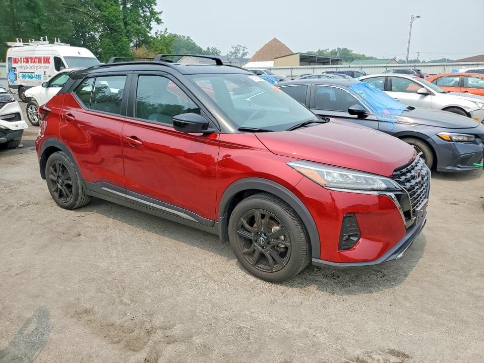 2023 NISSAN KICKS SR 4