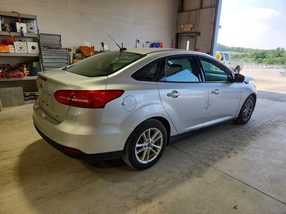 2018 FORD FOCUS SE 3