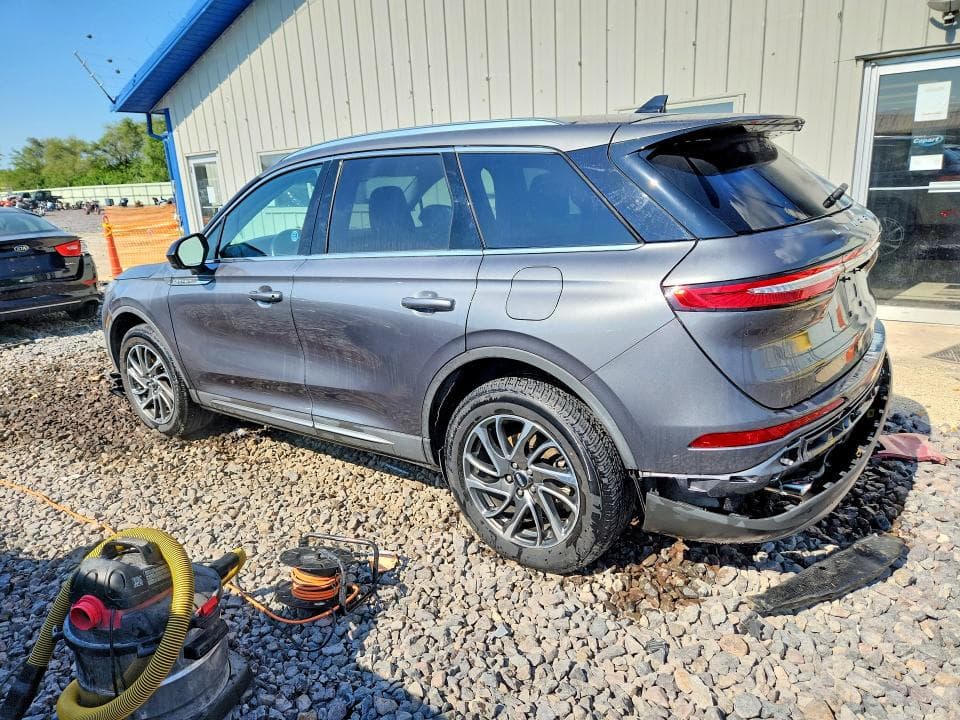 2021 LINCOLN CORSAIR 2