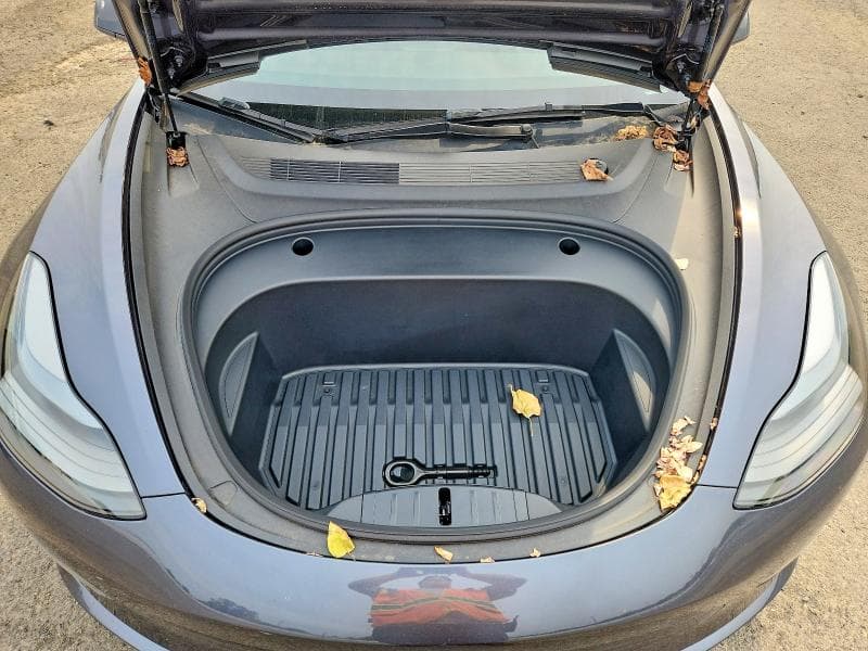 2023 TESLA MODEL 3 12