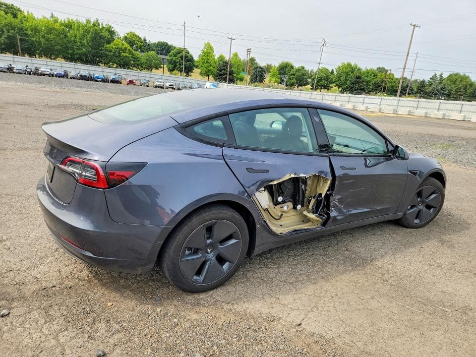 2023 TESLA MODEL 3 3