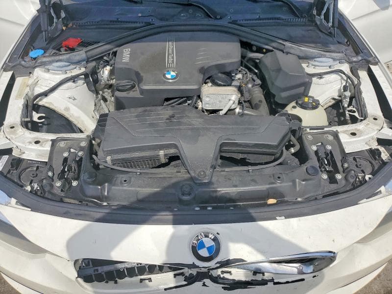 2017 BMW 320I 11