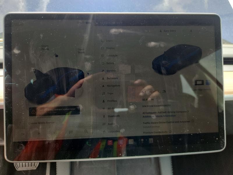 2023 TESLA MODEL 3 9