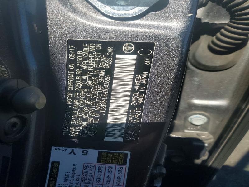 2017 TOYOTA PRIUS TWO 12