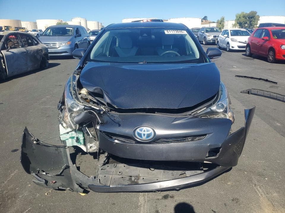 2017 TOYOTA PRIUS TWO 5