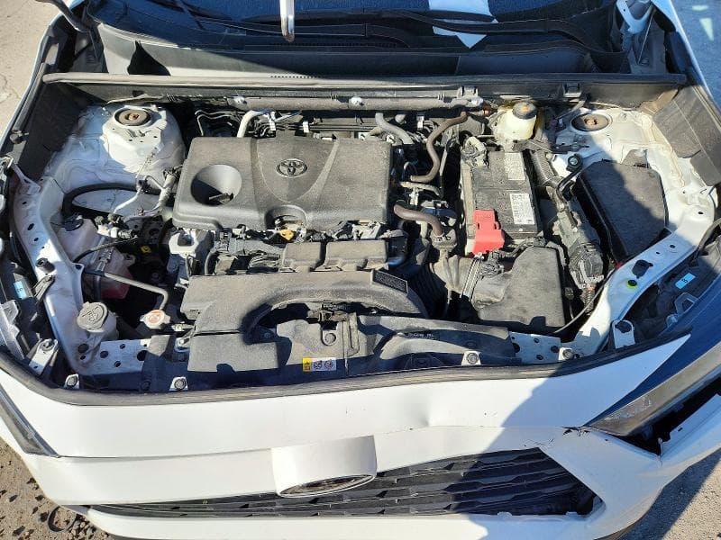 2020 TOYOTA RAV4 LE 12