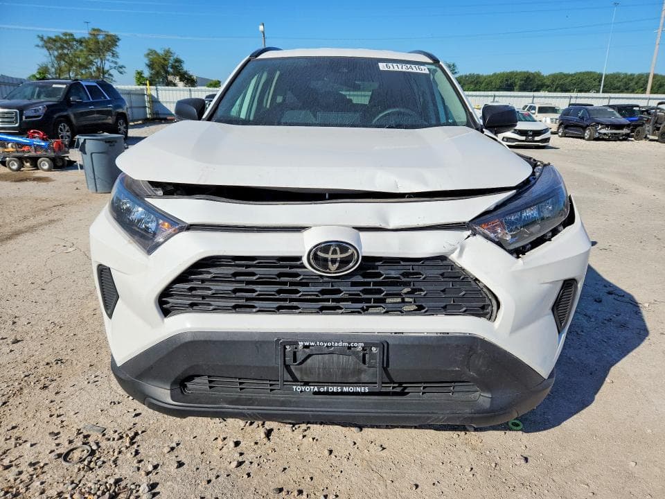 2020 TOYOTA RAV4 LE 5