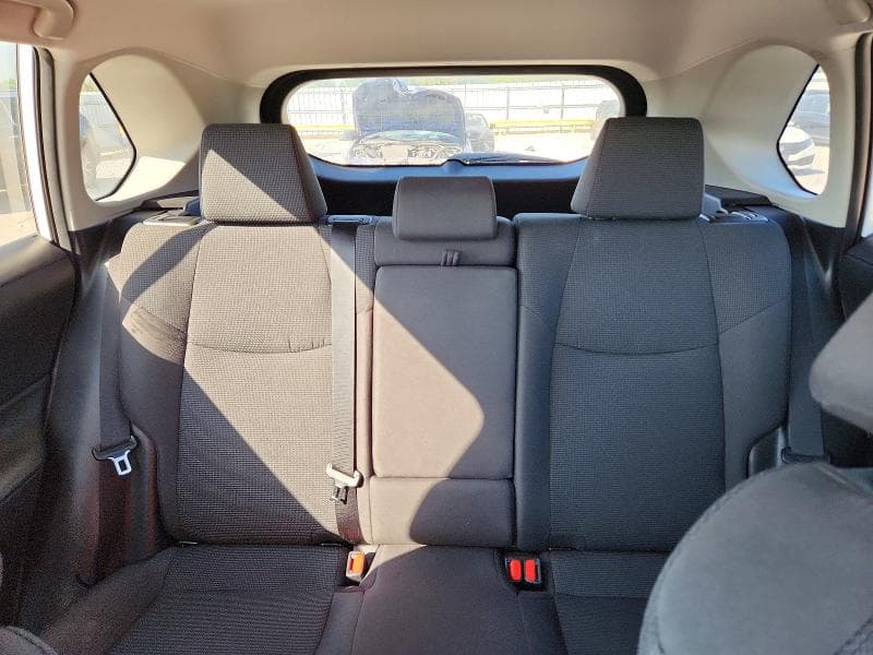 2020 TOYOTA RAV4 LE 10
