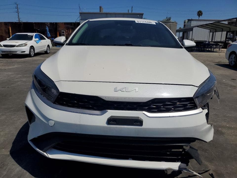 2022 KIA FORTE LXS 5