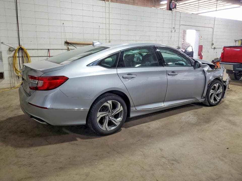 2018 HONDA ACCORD EX EX 3