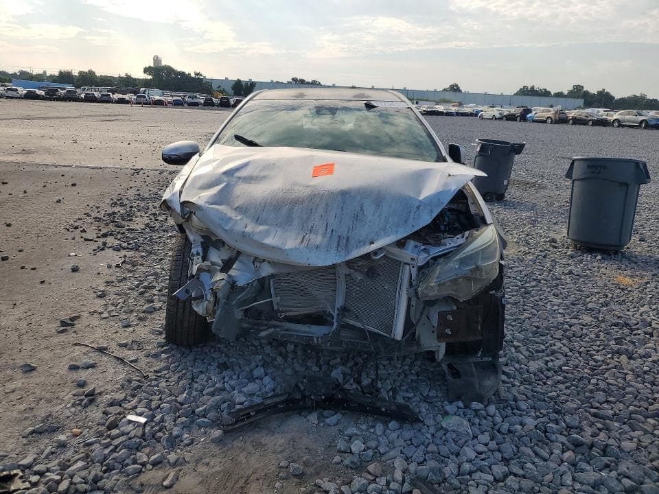 2017 TOYOTA COROLLA SE 5