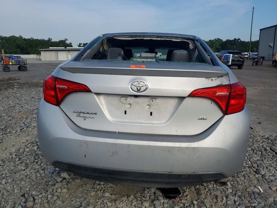 2017 TOYOTA COROLLA SE 6