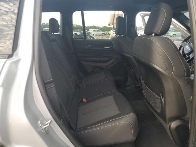 2025 JEEP GRAND CHEROKEE LAREDO 10