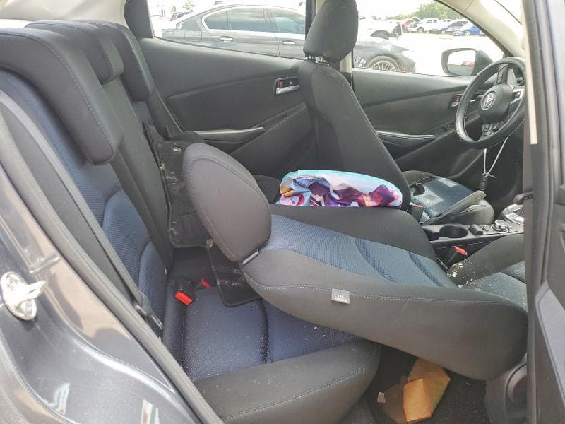 2017 TOYOTA YARIS IA BASE 10