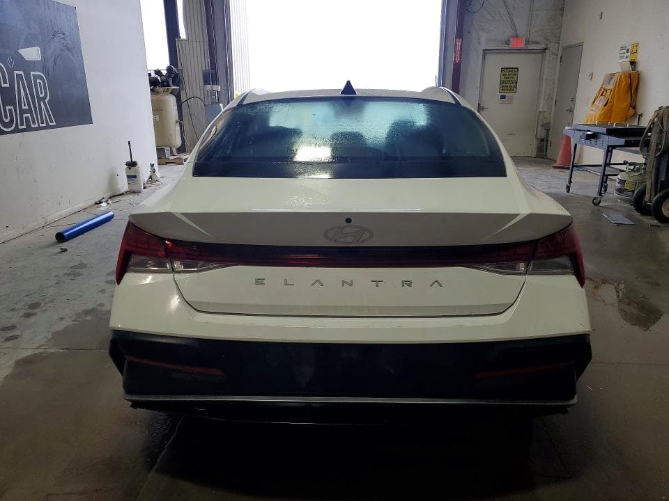 2025 HYUNDAI ELANTRA SEL 6
