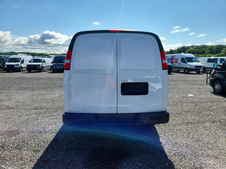 2022 CHEVROLET EXPRESS G2500 6