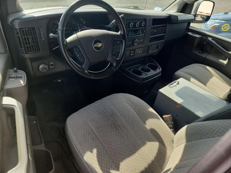 2022 CHEVROLET EXPRESS G2500 8