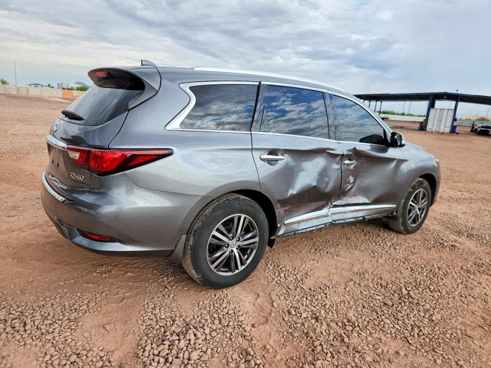 2017 INFINITI QX60 BASE 3
