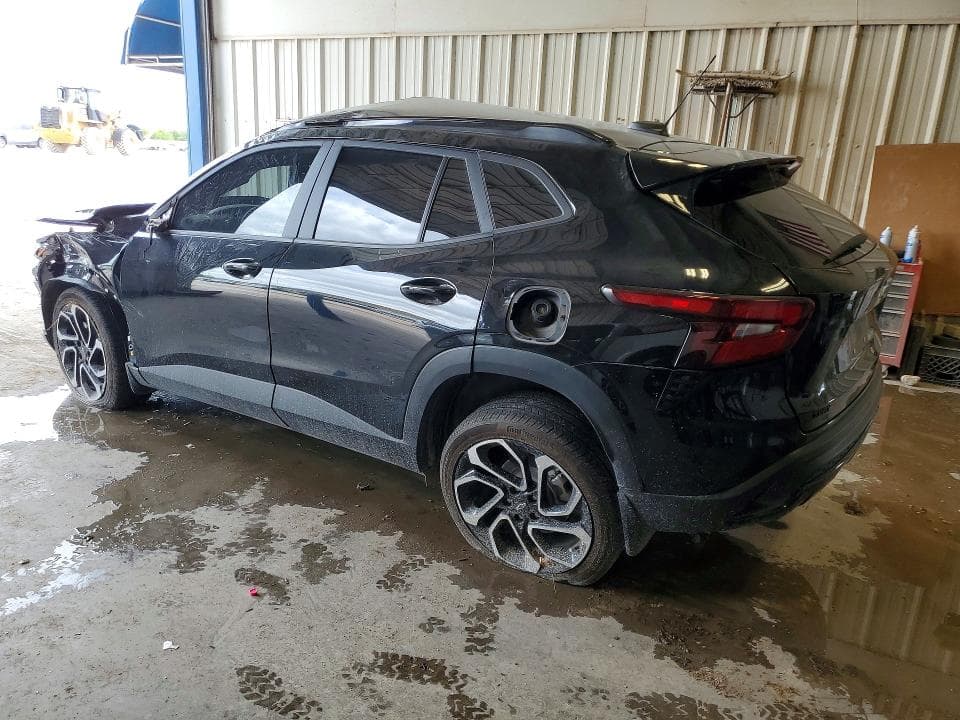 2025 CHEVROLET TRAX 2RS 2