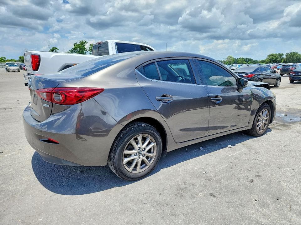 2017 MAZDA 3 SPORT 3