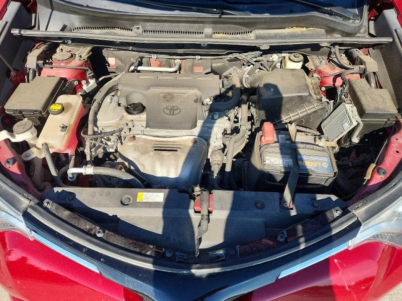 2018 TOYOTA RAV4 XLE 11