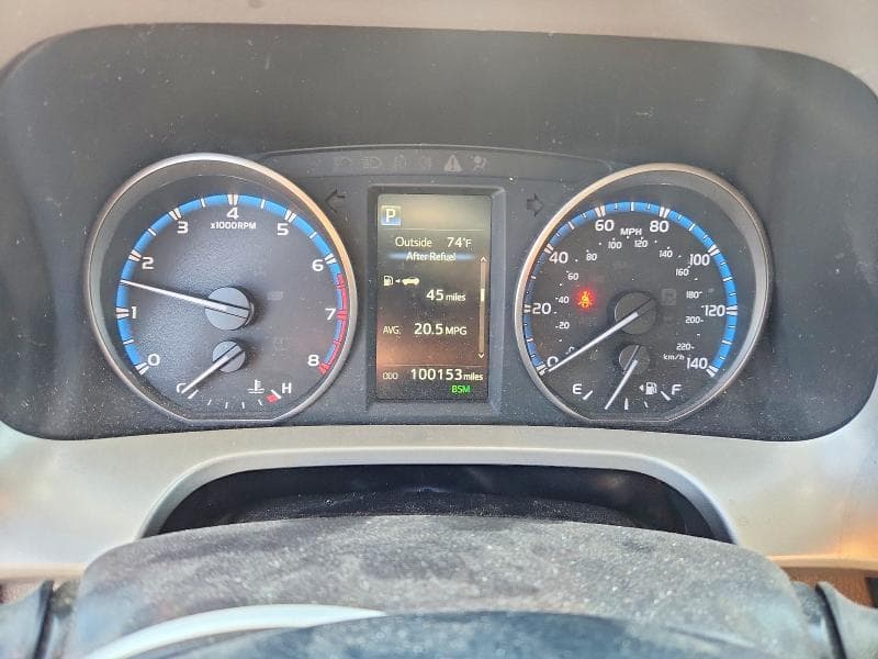 2018 TOYOTA RAV4 XLE 9