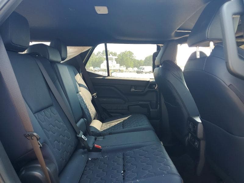 2026 TOYOTA 4RUNNER PLATINUM HV 11