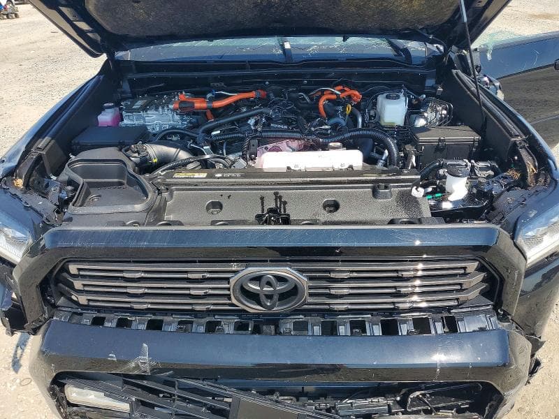 2026 TOYOTA 4RUNNER PLATINUM HV 12