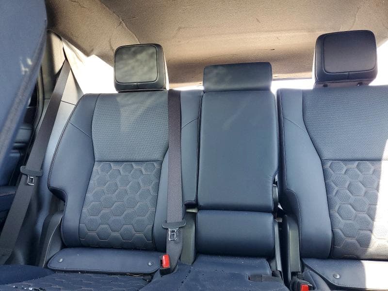 2026 TOYOTA 4RUNNER PLATINUM HV 10