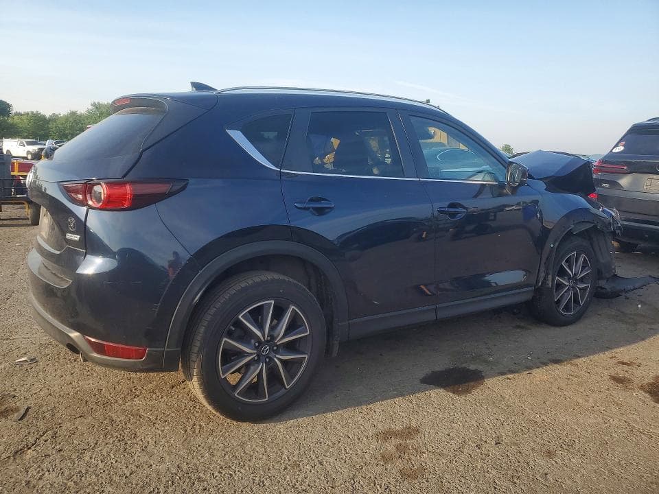2018 MAZDA CX-5 TOURING 3